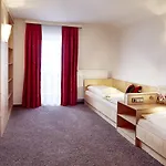 Unser Loisach Hotel 3*