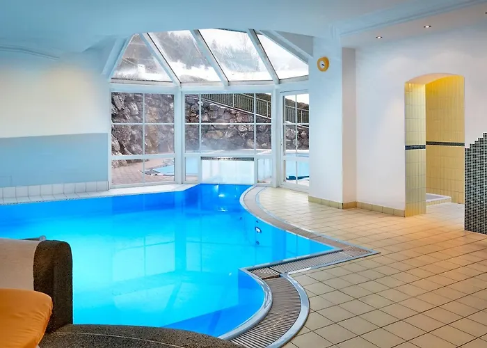 ホテル Unser Loisach レルモース