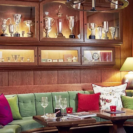 호텔 Unser Loisach 3*